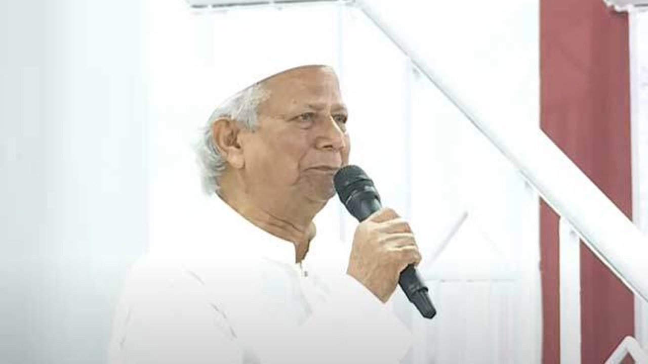 ঐক্যবদ্ধ থেকে নতুন বাংলাদেশ গড়ার প্রত্যয় প্রধান উপদেষ্টার