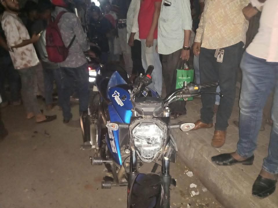 বগুড়ায় কিশোর গ্যাংয়ের হামলায় দুই পুলিশ কর্মকর্তা আহত