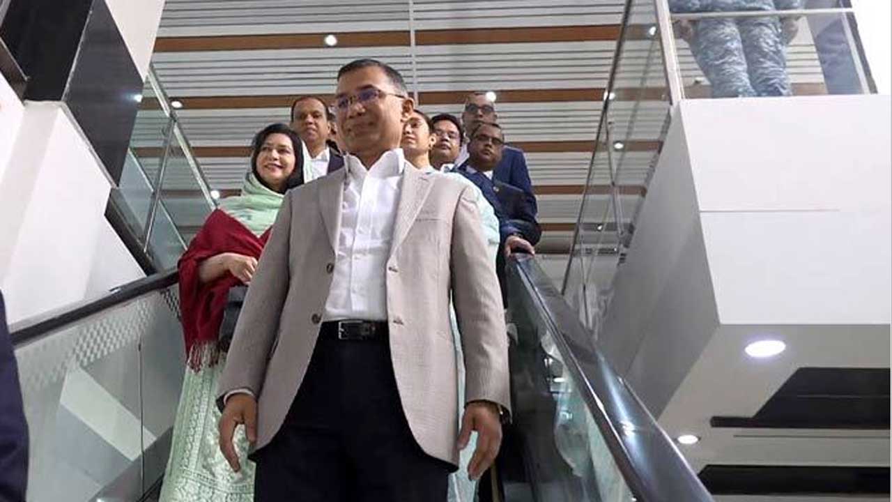 দেড় যুগ পর দেশের মাটিতে তারেক রহমান