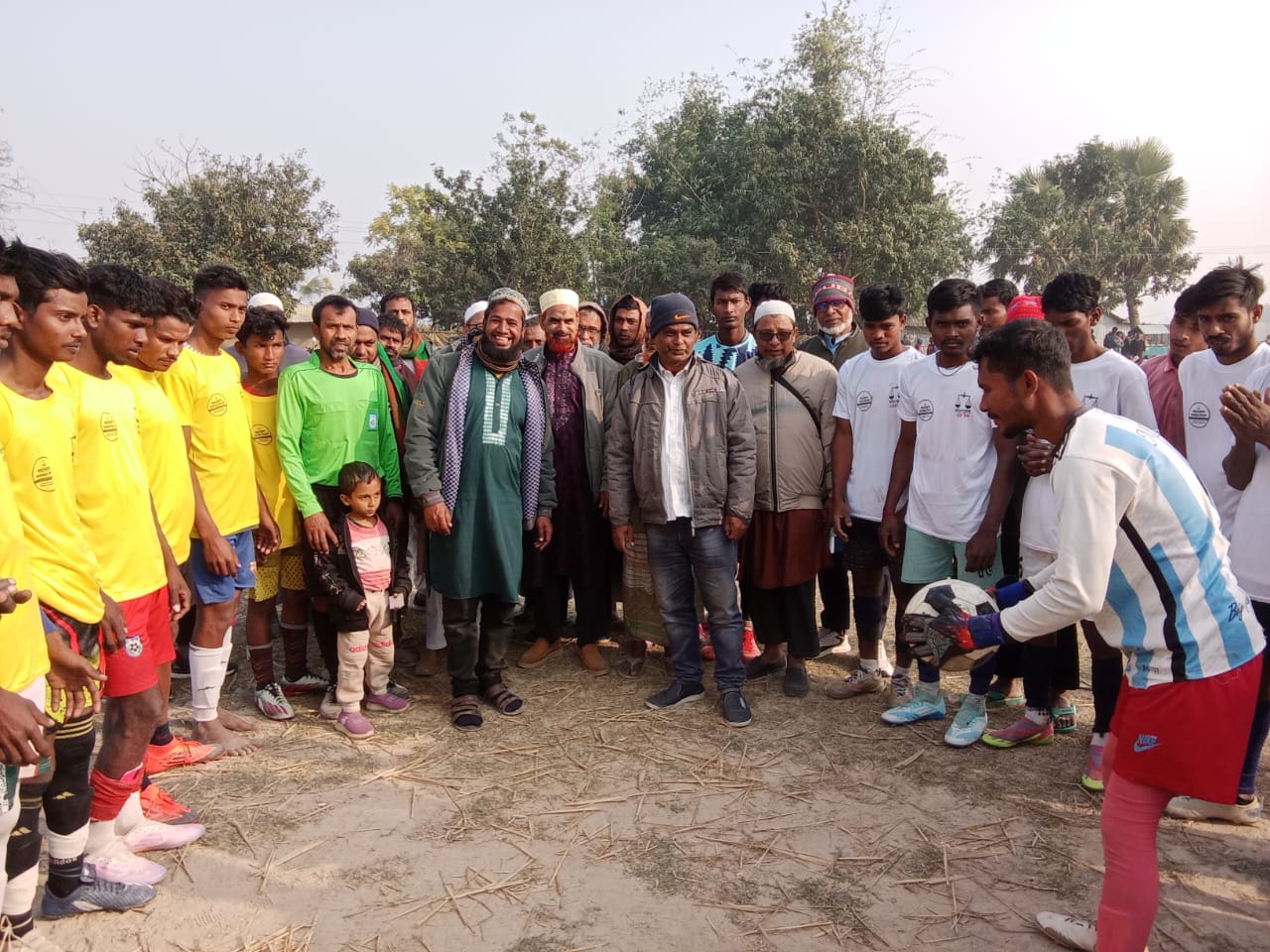 নিয়ামতপুরের সাতঘরায় জামায়াতের যুব বিভাগের ফুটবল টুর্ণামেন্ট অনুষ্ঠিত