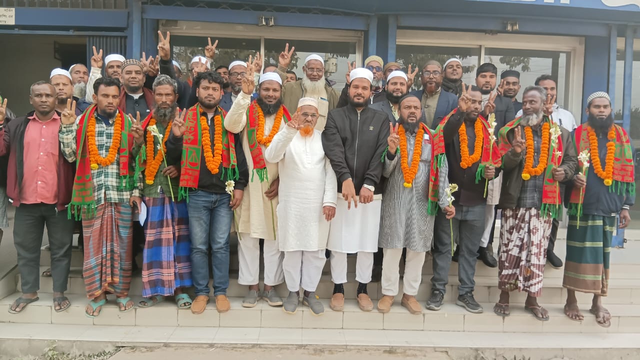 বীরগঞ্জে ইসলামি আন্দোলনের ১৫ নেতাকর্মির জামায়াতে যোগদান