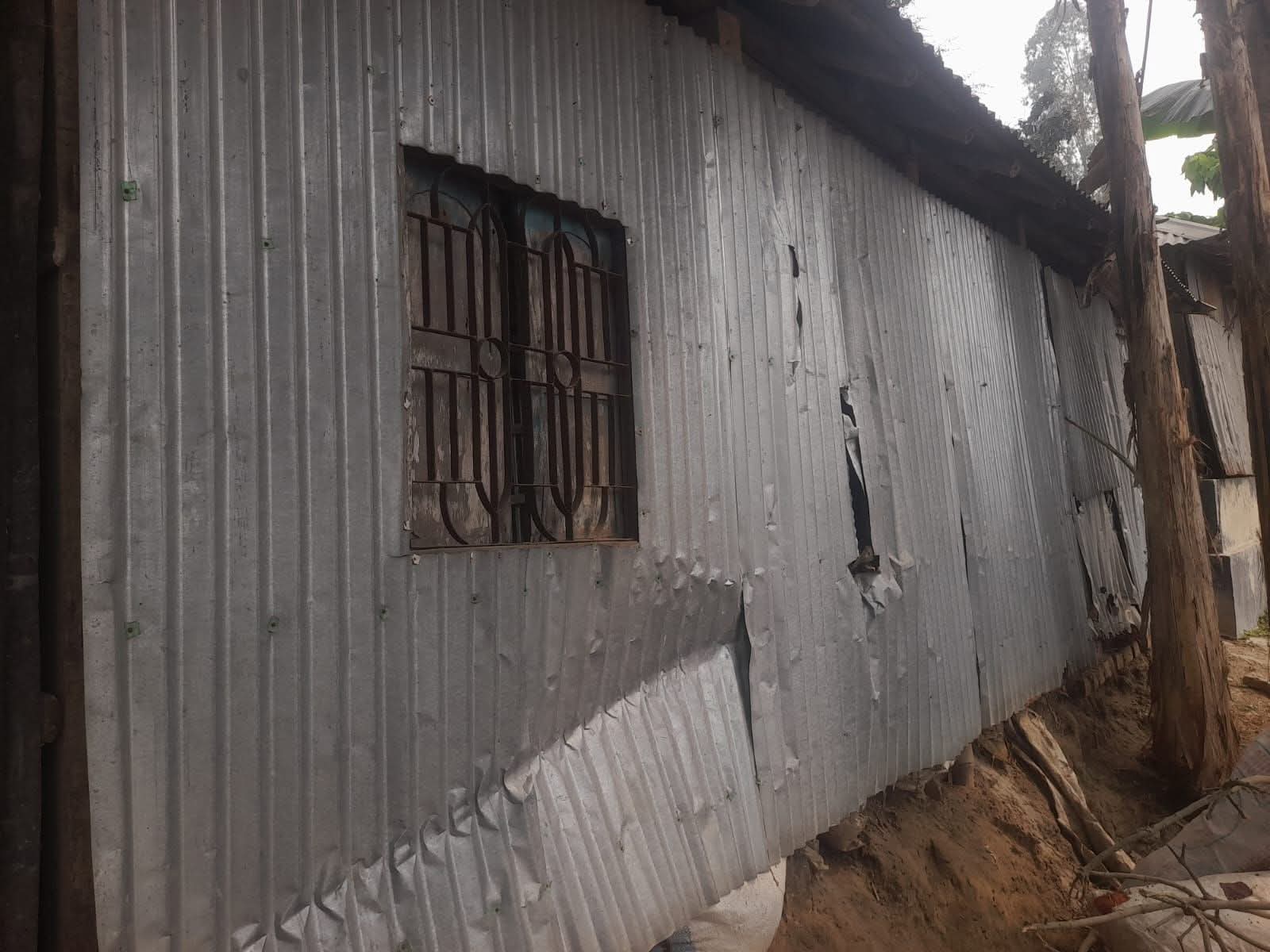 সাঘাটায় পূর্ব শত্রুতার জেরে বসতবাড়িতে হালমা