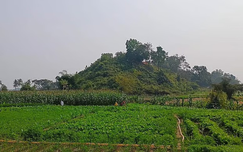 নাইক্ষ্যংছড়ির ঘুমধুম সীমান্তে মাইন বিস্ফোরণে তিন বাংলাদেশি নিহত