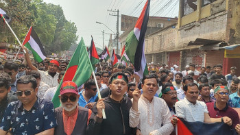 ইসরায়েলি বর্বর গণহত্যার প্রতিবাদে বগুড়ায় ছাত্রদলের বিক্ষোভ