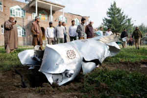 ভারতের ৫টি বিমান ভূপাতিত করেছে পাকিস্তান