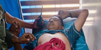 বগুড়ায় সাজাপ্রাপ্ত আসামীর ছুরিকাঘাতে   দুই পুলিশ আহত