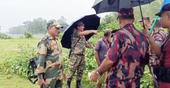 ‌আপনারা গুলি করলে আমরা কি বসে থাকবো : বিএসএফকে বিজিবি