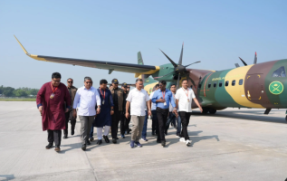 পূজামণ্ডপ পরিদর্শনে সৈয়দপুর পৌঁছেছেন প্রধানমন্ত্রী